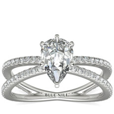 铂金 Blue Nile Studio 皇后钻石订婚戒指（1/3 克拉总重量）